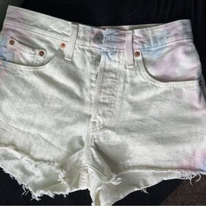 Stylish Levi’s Tie-dyed White Denim Women Shorts